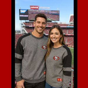 San Francisco 49ers Team Apparel Long Sleeve Sweatshirt (Size M)